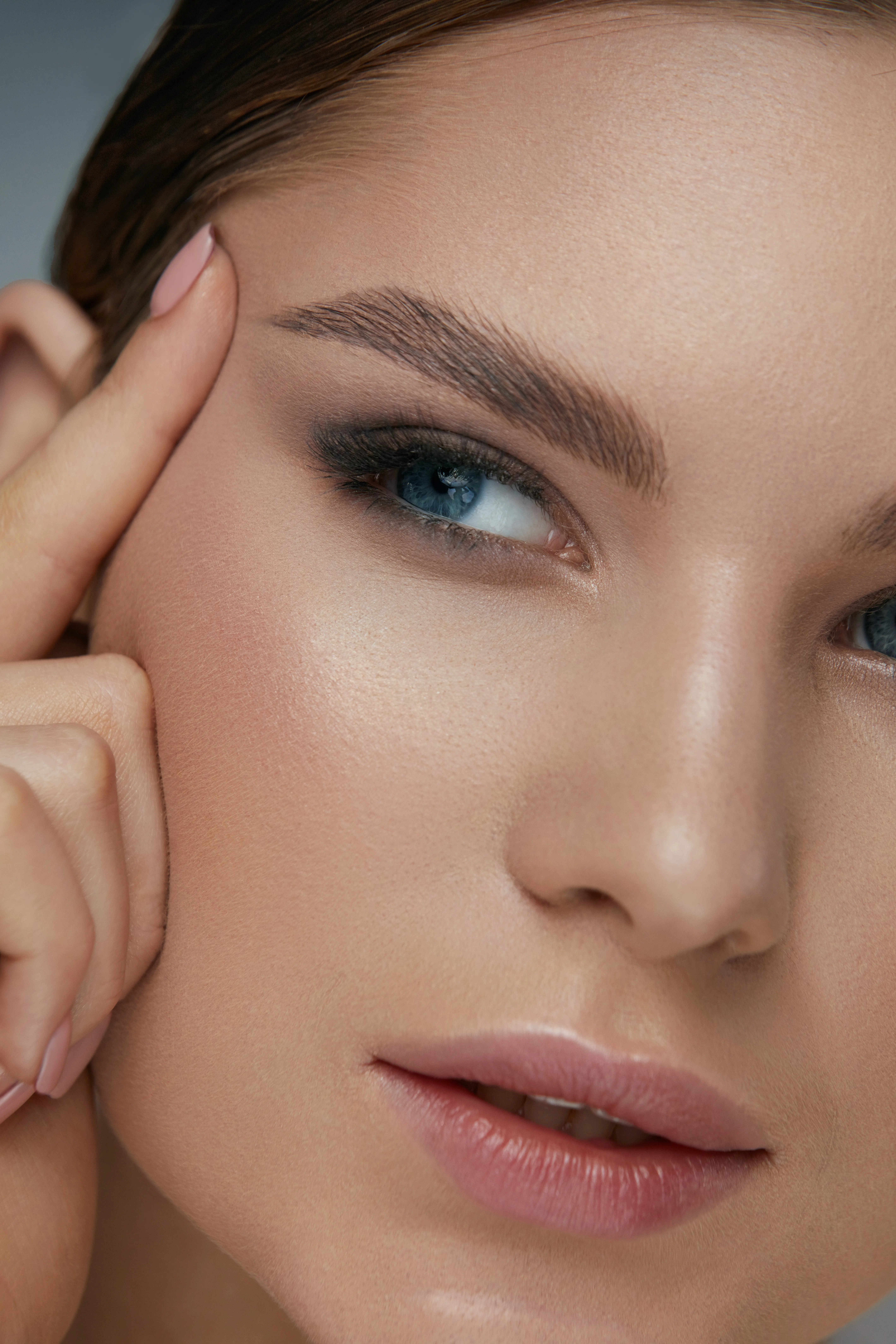 Brow Lift - ανόρθωση φρυδιών